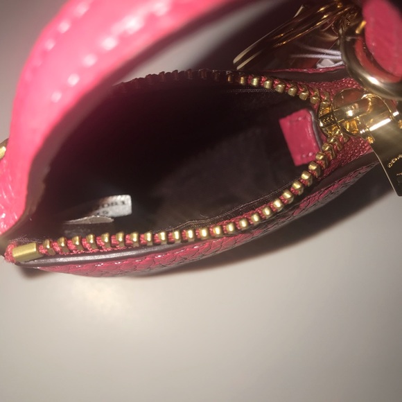 Cutest Bag Charm Keychain Coach Fuchsia 🌺 NWT - Picture 14 of 16